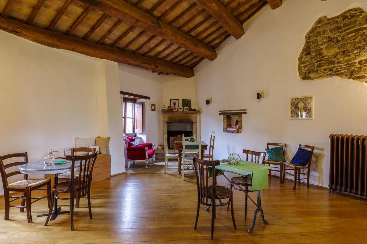Un Posto Bed and Breakfast Bevagna Exteriör bild